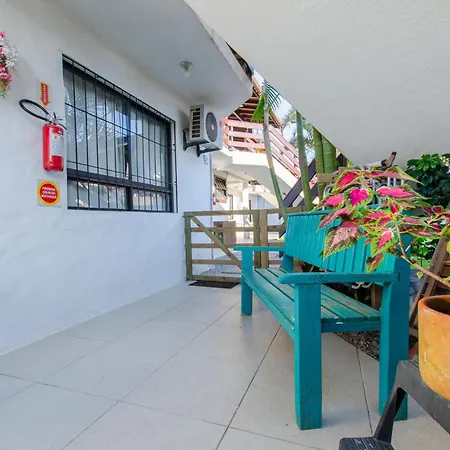 Apto Pe Na Areia Em Condominio Com Piscina N1298 Florianopolis Exterior photo