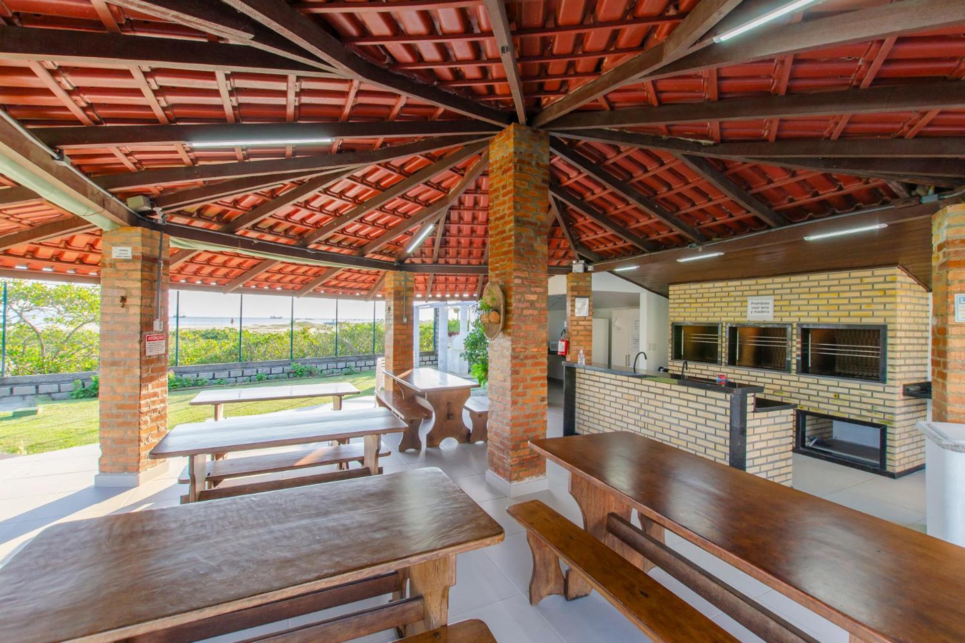 Apto Pe Na Areia Em Com Piscina N1298 Apartment *